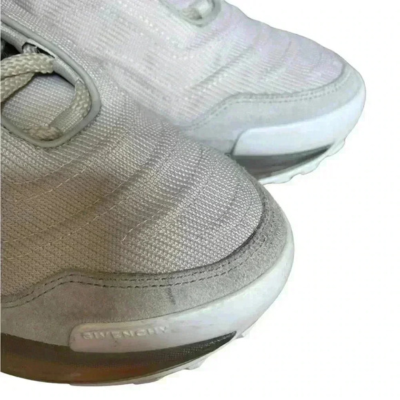 Givenchy Men's Light Runner Suede Sneaker Cream - Picture 8 of 15